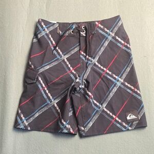Quiksilver Boys Plaid Board Shorts Black Blue Red Swim Trunks‎ Size 6 2540565059